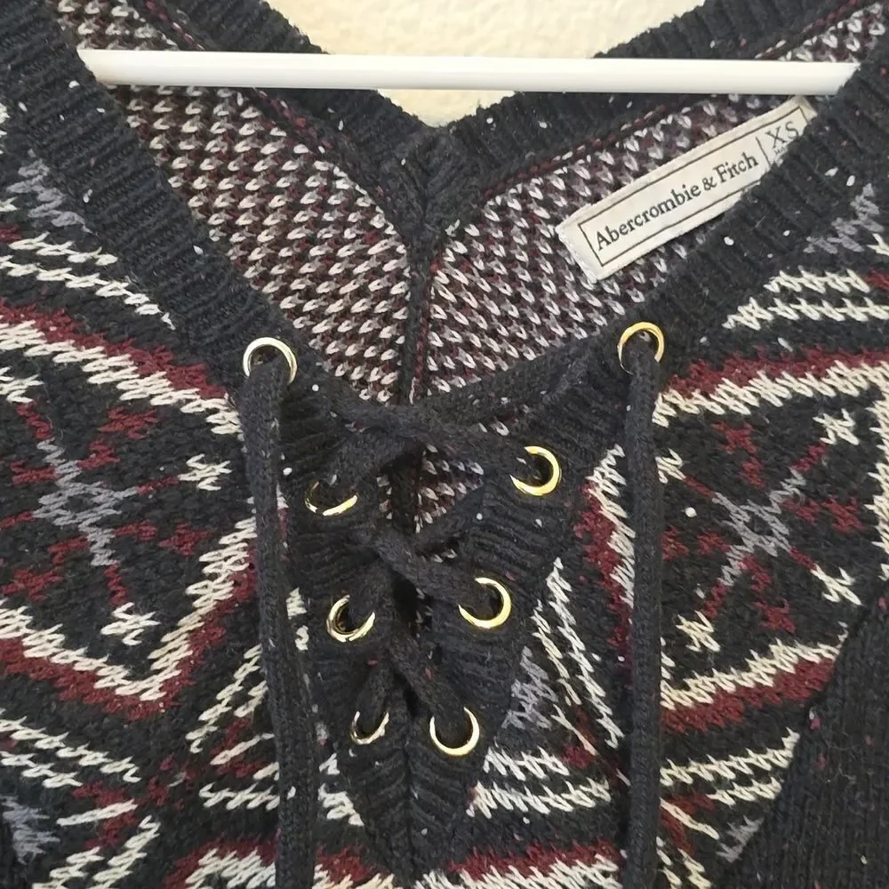 - Abercrombie And‎ Fitch Tie Up V-neck Sweater Size x Small
